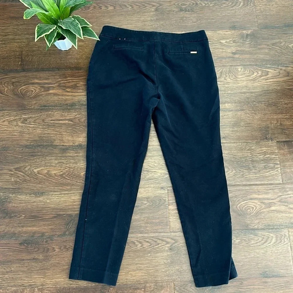 Anne Klein Navy Blue Cropped Pants | Cropped Pants | Business Casual | Office - Picture 3 of 12
